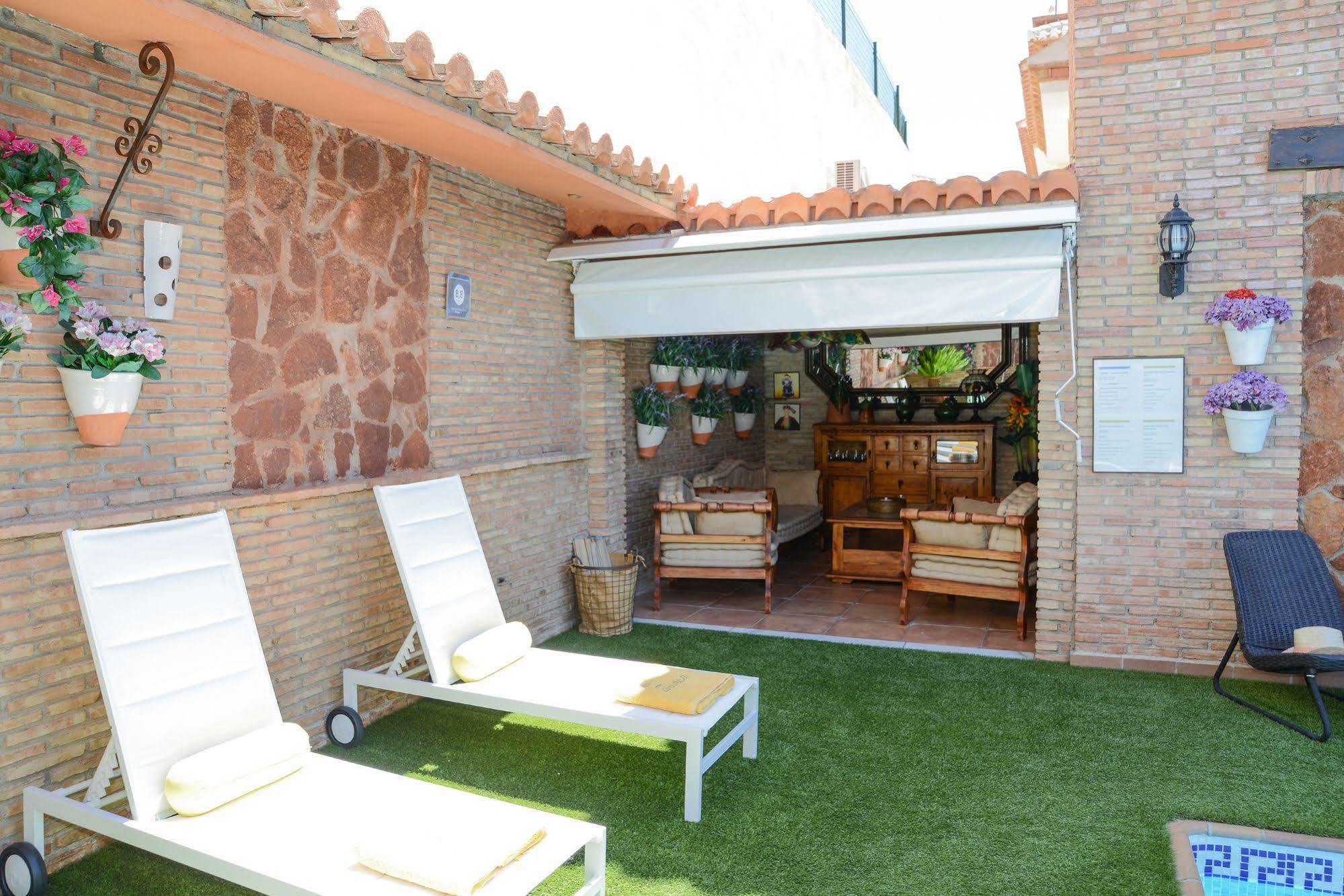 Apartamentos Turísticos Tronca Luxury Granada Exterior foto