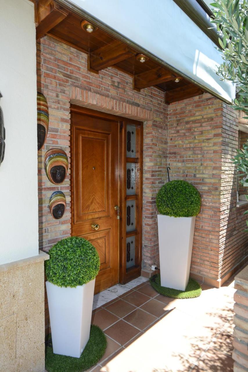 Apartamentos Turísticos Tronca Luxury Granada Exterior foto