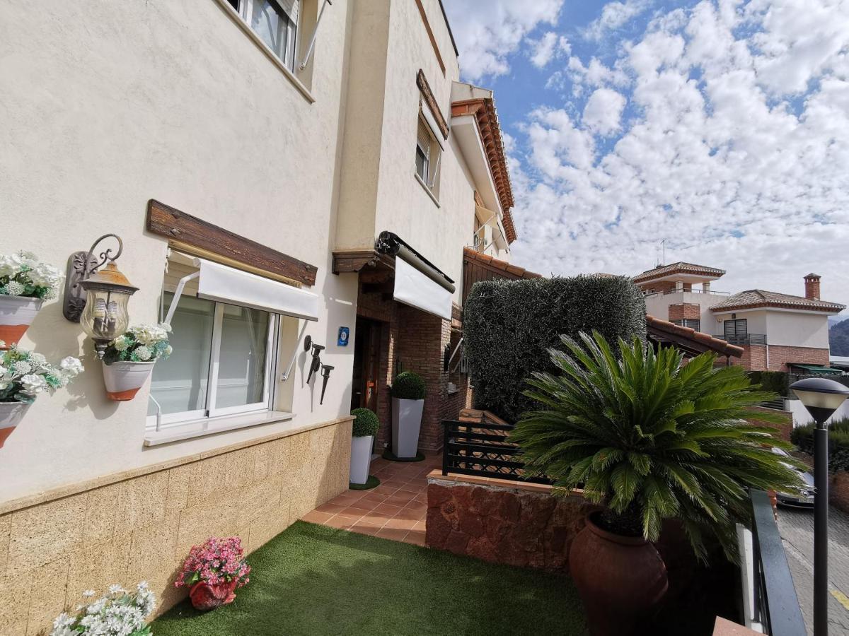 Apartamentos Turísticos Tronca Luxury Granada Exterior foto